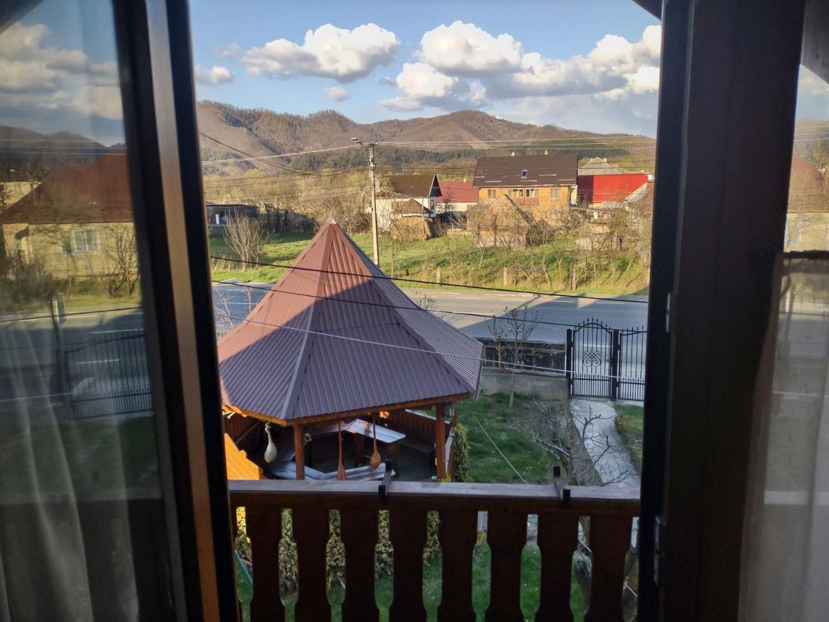 Pensiunea Ghita Vasile Vadu Izei Exteriör bild